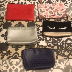 Makeup bags all 5 for 5$
